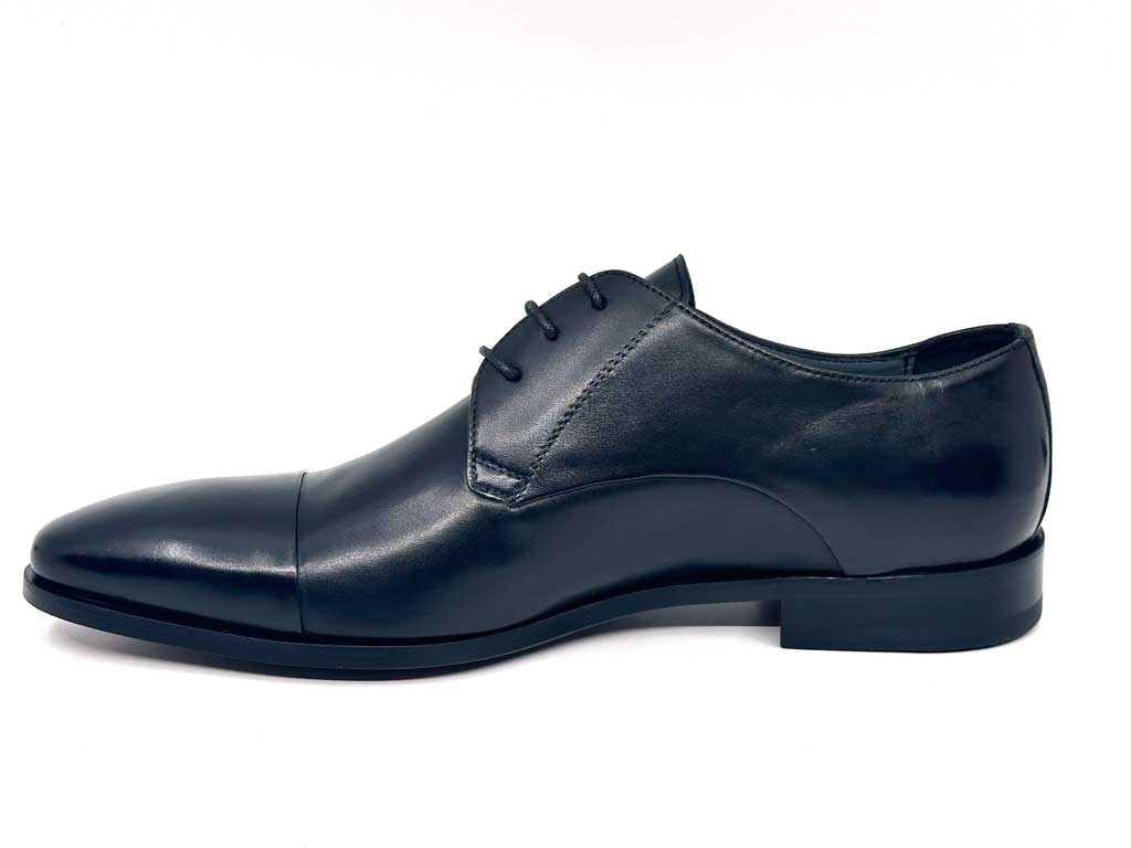 Black Derby Toecap Dress Shoes