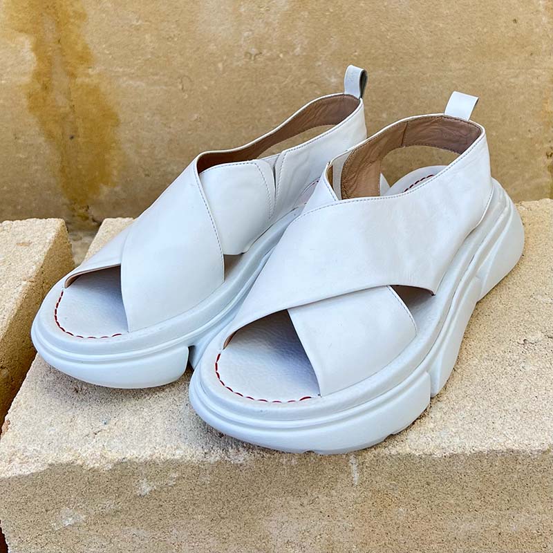 LAURA BELLARIVA - white futuristic chunky sandals